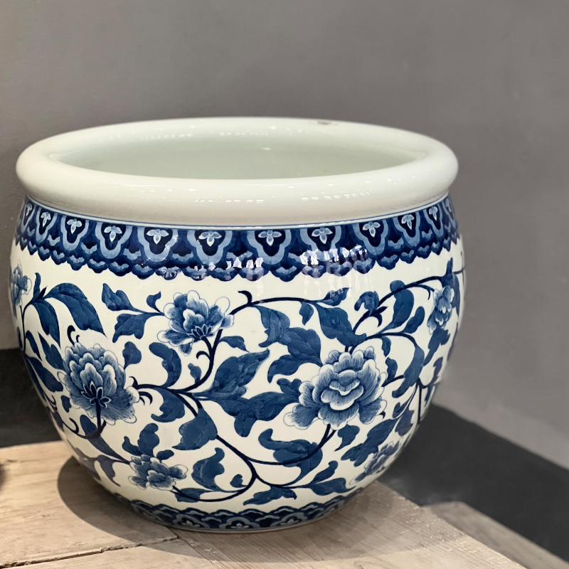 青花牡丹缸