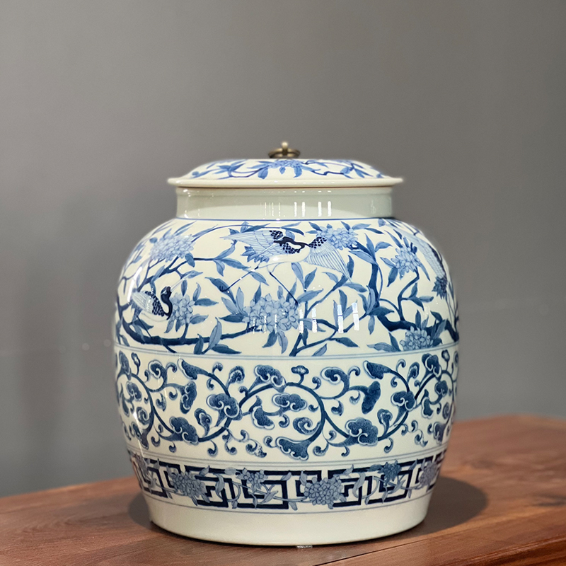 青花灵芝仙鹤盖罐