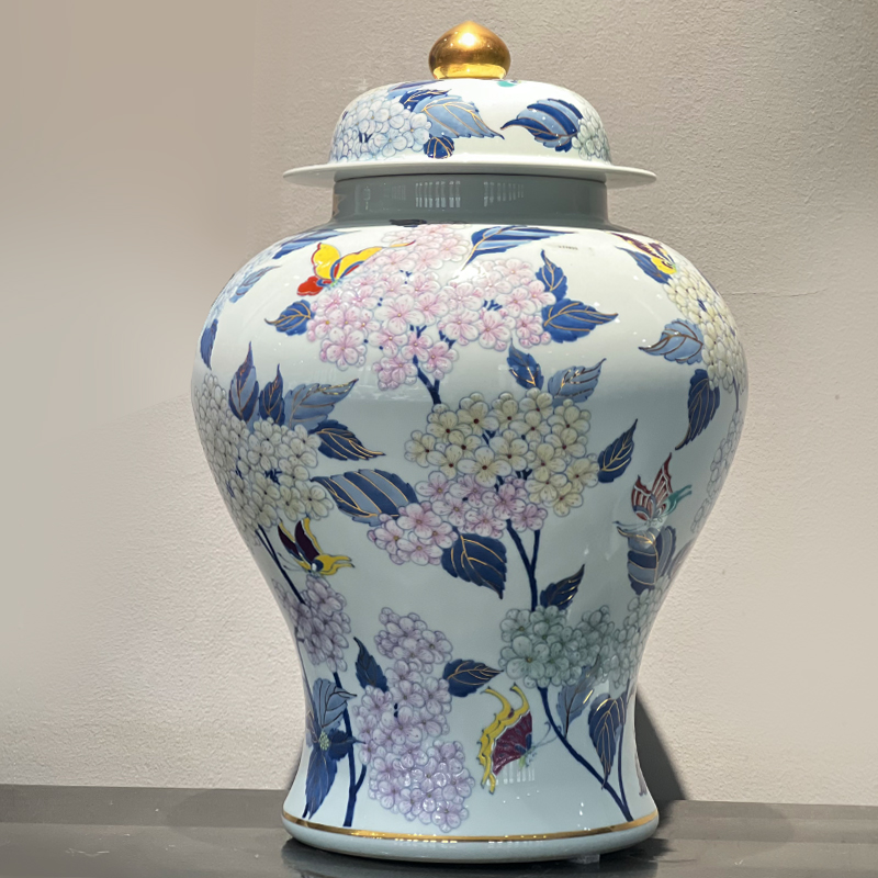 斗彩绣球将军罐