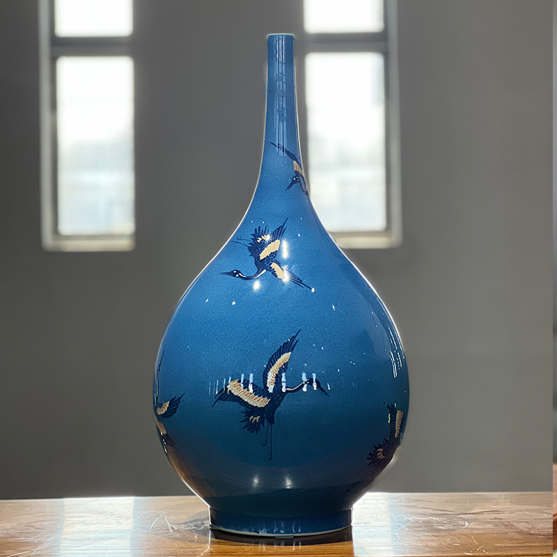 洒蓝仙鹤胆瓶