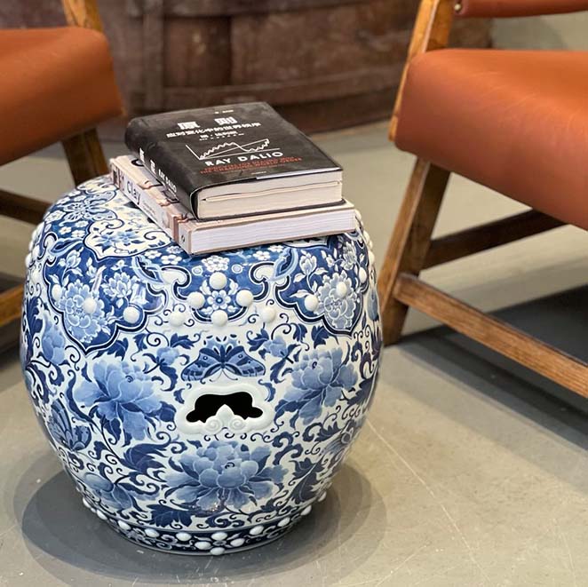 青花蝶恋花凉墩